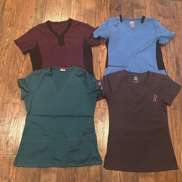 4 women scrub tops - Picture 2 of 14